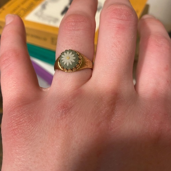 Solid 14 karat gold, green, white and yellow flower Vintage style Wedgwo… - Picture 11 of 14